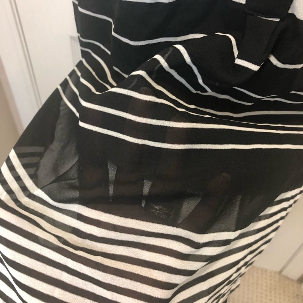 Live 4 Truth black and white sleeveless sheer top - Picture 7 of 7